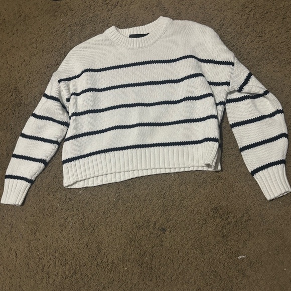 🐚🌾Jenni Kayne Chloe Crewneck Striped White and Black